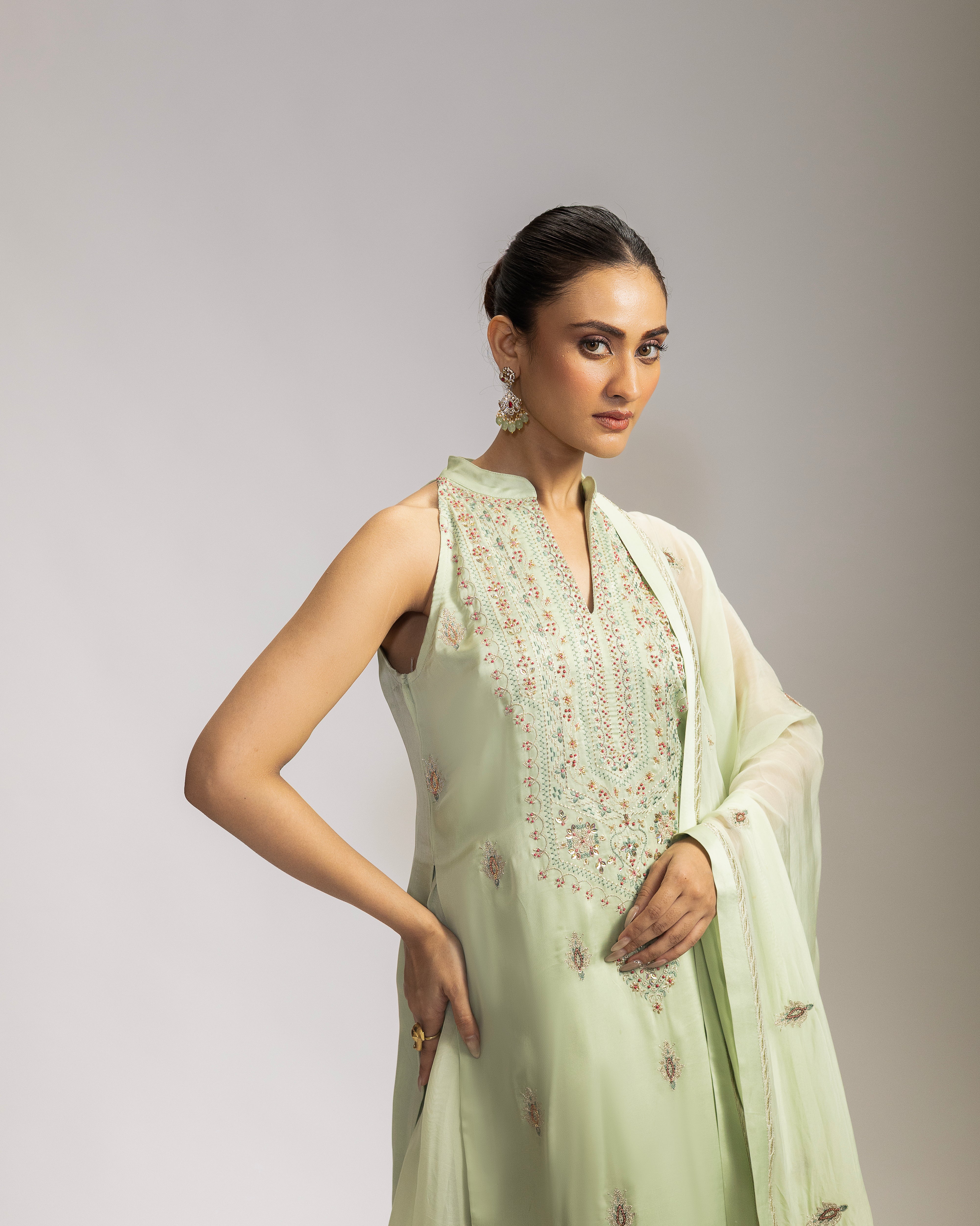 Nira – Pastel Mint