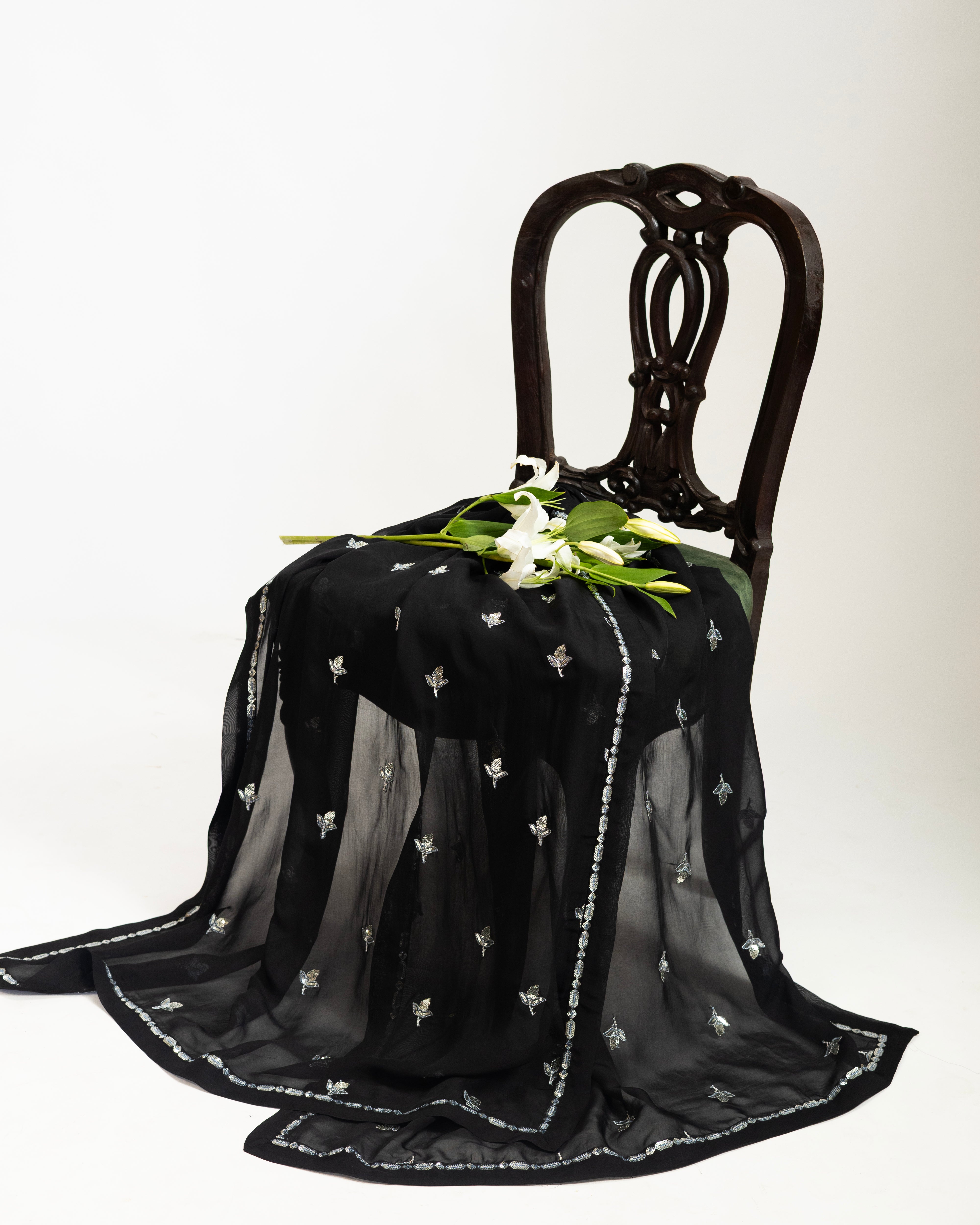 Riviera – Black