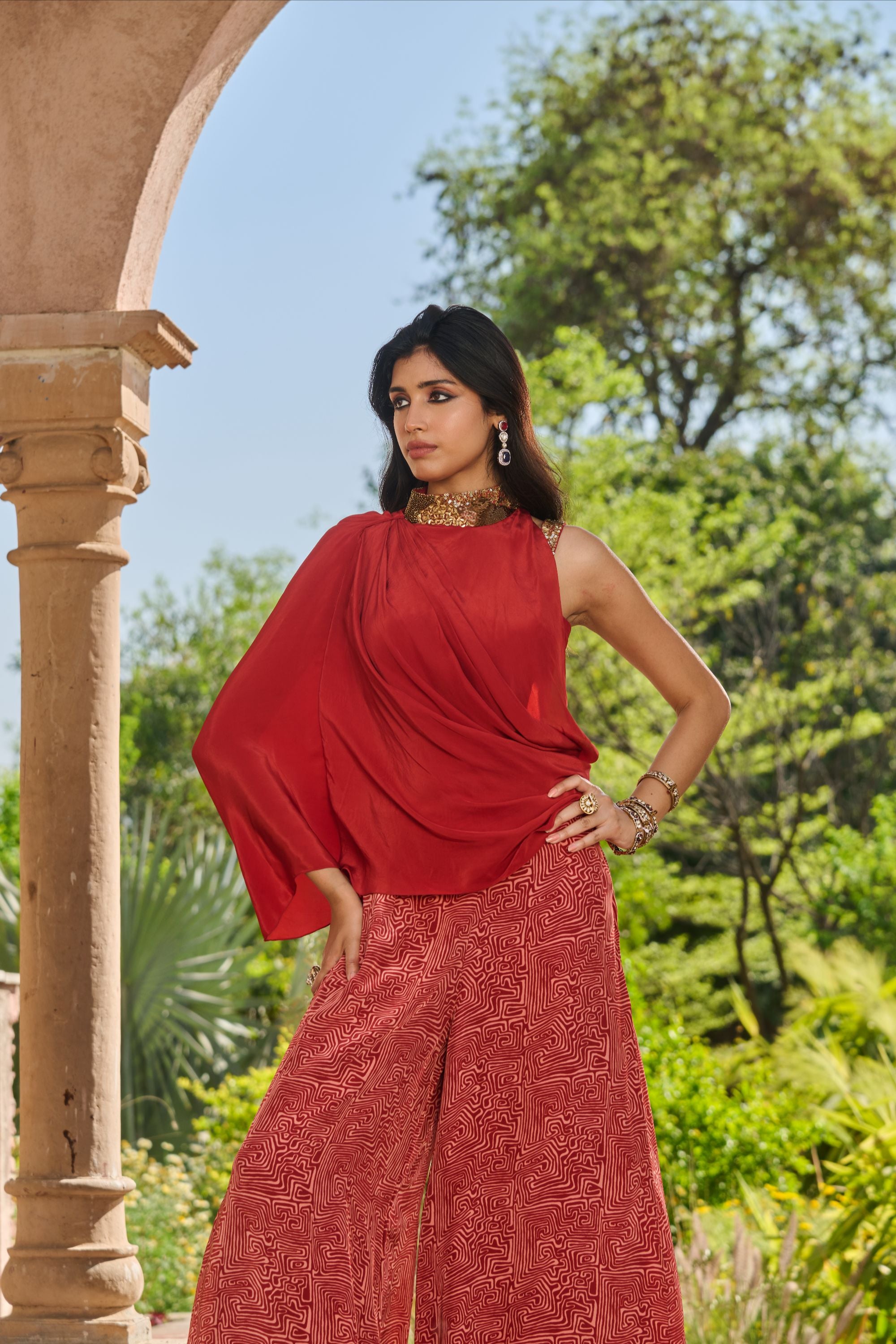 Hand Embroidered Printed Co-ord Set with Drape