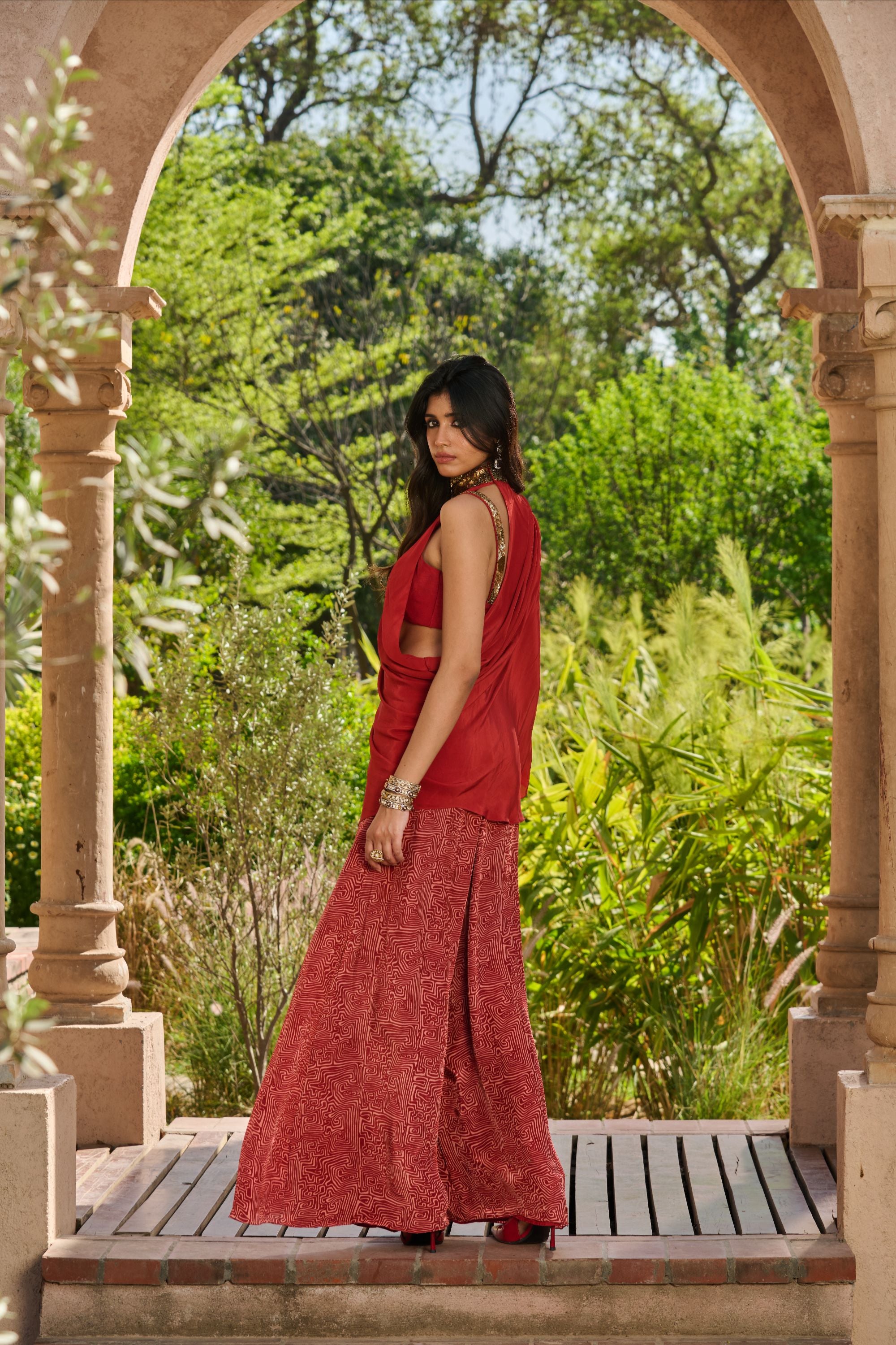 Hand Embroidered Printed Co-ord Set with Drape