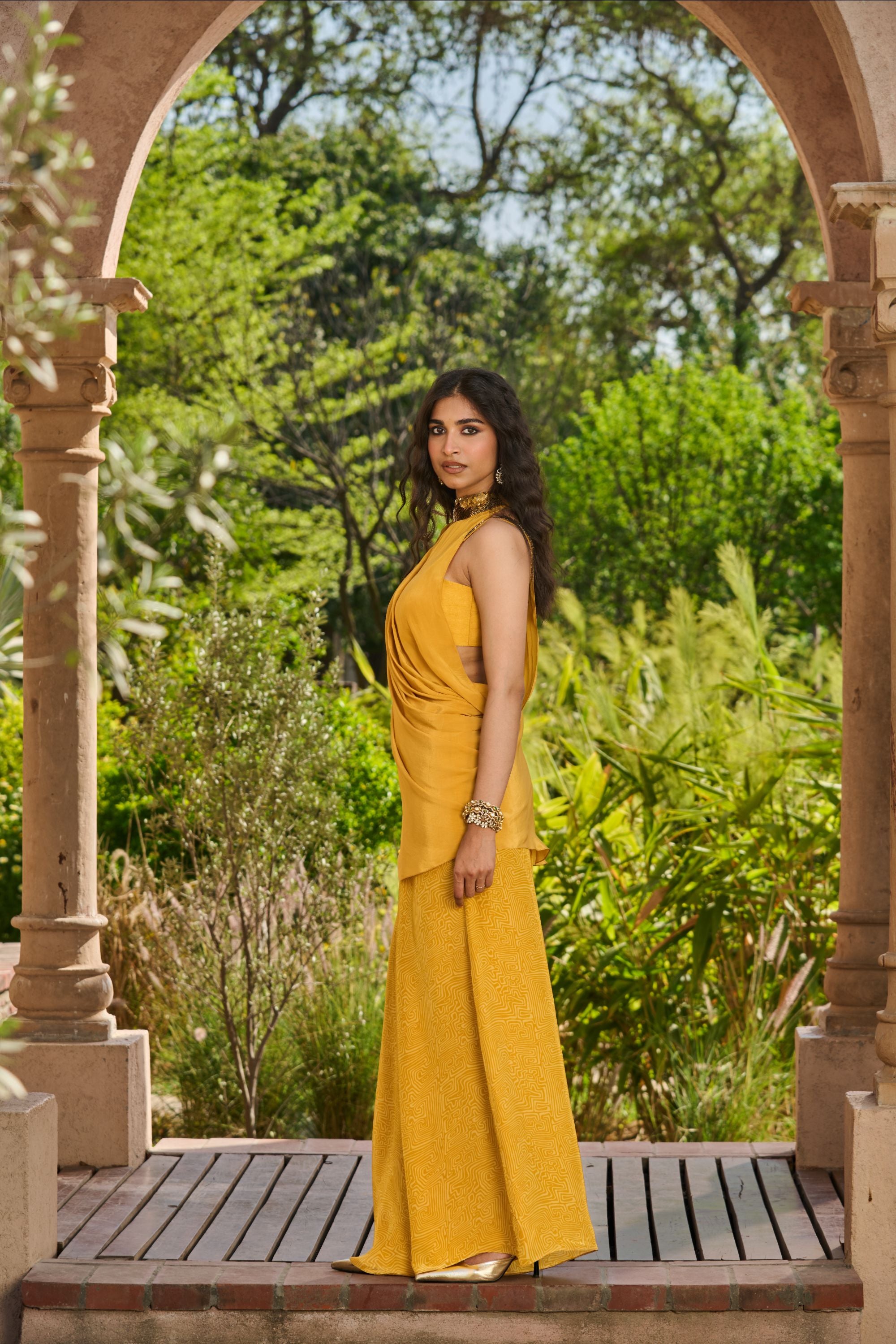 Hand Embroidered Printed Co-ord Set with Drape