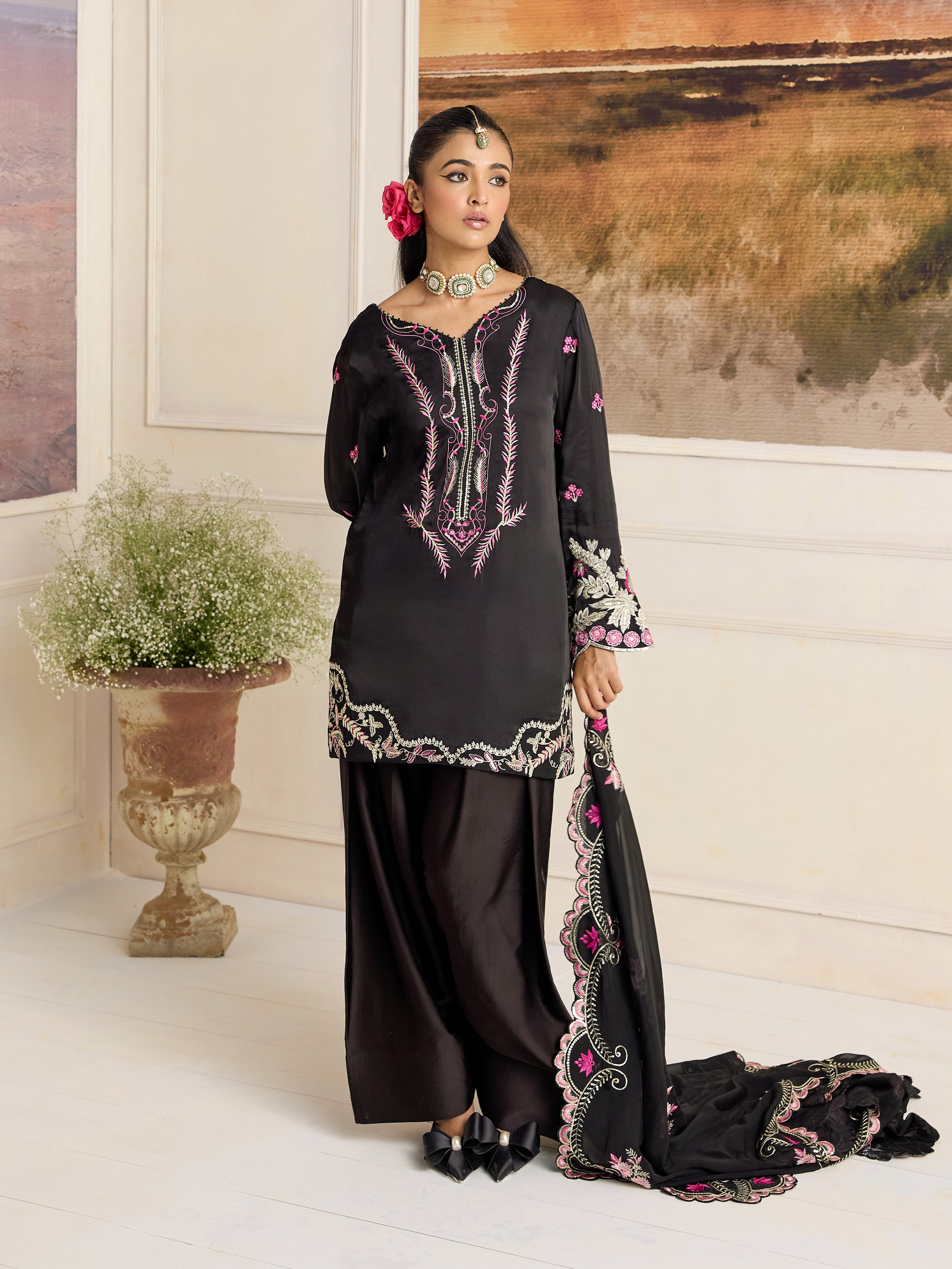 Lelah Farsi – Black